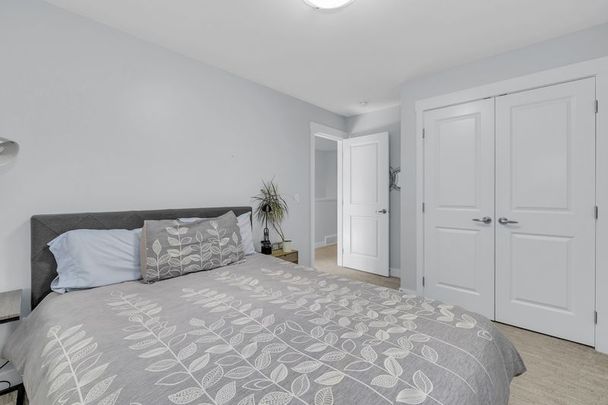 Beautiful Townhome – Shannon Lake - Photo 1