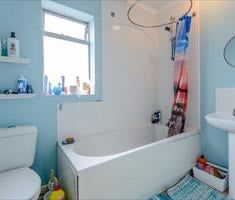 Room in a Shared House, Malmesbury Place, SO15 - Photo 5