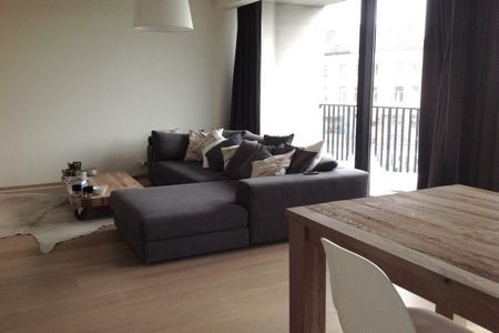 Luxe appartement, 104 ² met terras, 2 kamers en bureel met een ondergrondse privé parkeerplaats te GENT - Photo 3