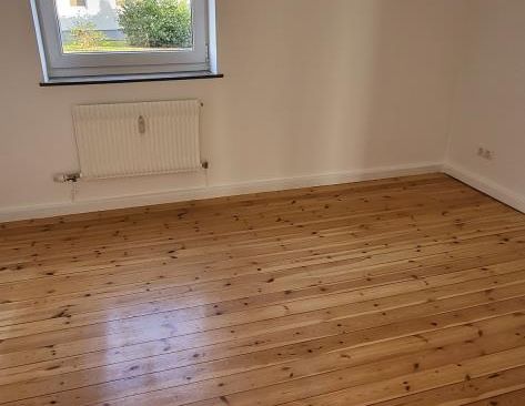 Gepflegte 3- Zimmerwohnung in ruhiger Lage/ St. Jürgen - Foto 1