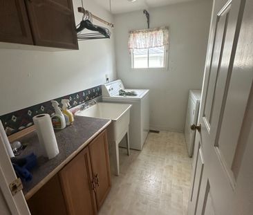 For Lease - 3194 Renton Road, Burlington, Ontario - Photo 6