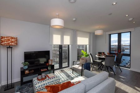 3 bedroom apartment to rent - Photo 2