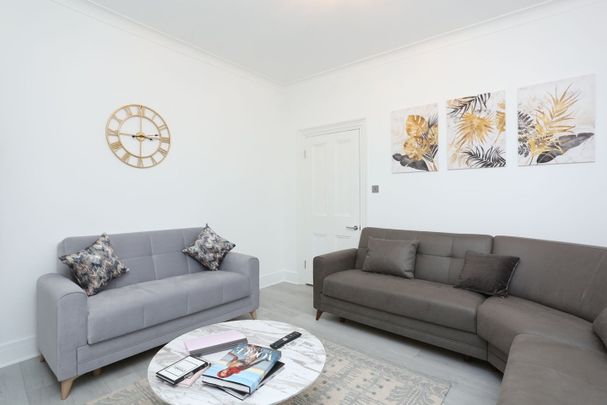 1 Bed Flat, Bonfield Road, SE13 - Photo 1