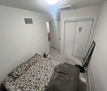 For Lease - 185 Royal Northern Path, Oshawa, Ontario - Photo 6