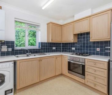 Thames Court, Abingdon - Photo 1
