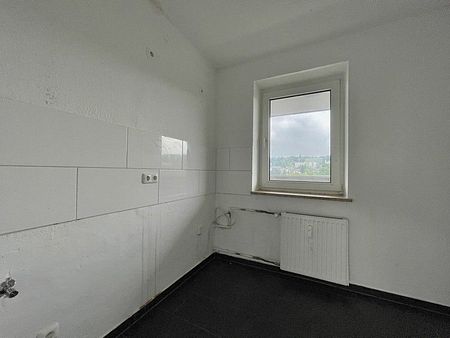 Schöne 2,5-Zi.-Wohnung mit Balkon und Blick auf den Stadtpark! - Foto 2