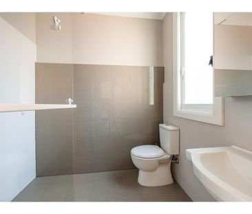 Classic Home & Business - Photo 6