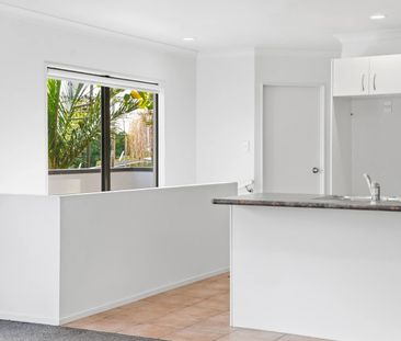 Four Bedroom Home - Photo 6