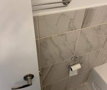 1 CH - 1 SDB - Laval - $1,300 /mo - Photo 1