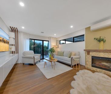 Stunning 4 Bedroom Family Home in South Morang - Photo 1