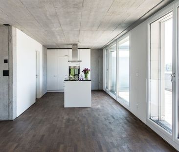 Modern attic apartment is looking forward to you! - Photo 6