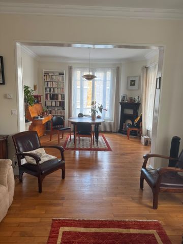Location Maison 4 pièces 104m² POISSY 78300 - Photo 3