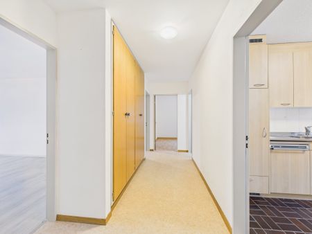 3.5 Zimmer, 77 m², 3. Stock - Foto 2