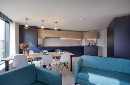 Deluxe Plus Ensuite - Photo 2