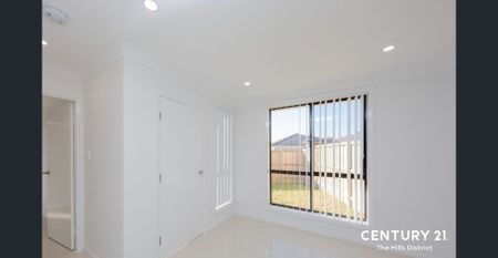 Walk to School - Photo 4