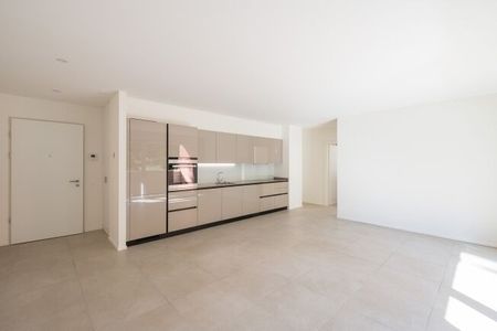 Apartment - Photo 2