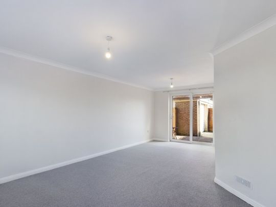 Walk Mill Lane, Kingswood, Wotton-Under-Edge , Glos, GL12 - Photo 1
