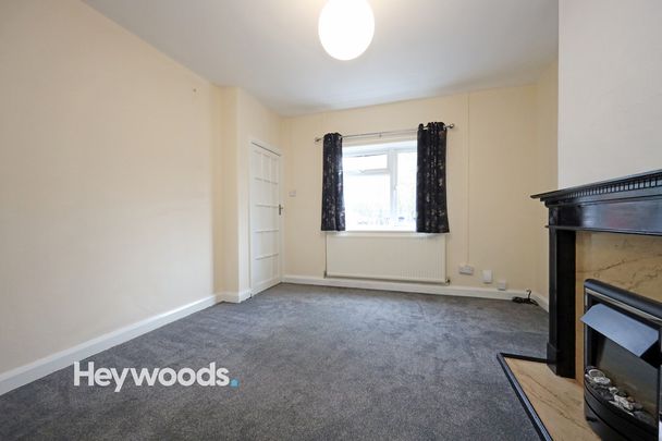 2 bed terraced house to rent in Silverdale Road, Newcastle, Staffordshire - Photo 1