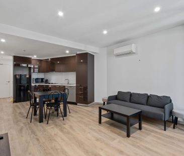 Spacious Southbank Apartment In Perfect Location - Photo 3