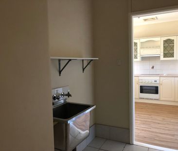 To register & apply for this property, please use this link: https:... - Photo 6