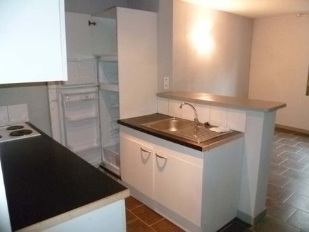 Location Appartement 3 pièces 42m² - Photo 2