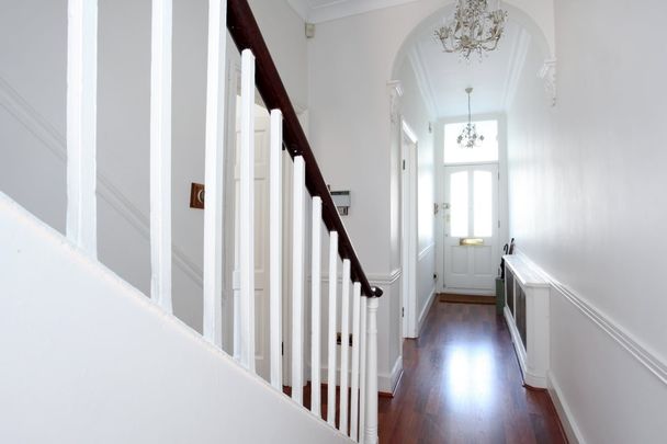 5 bedroom terraced house to rent - Photo 1