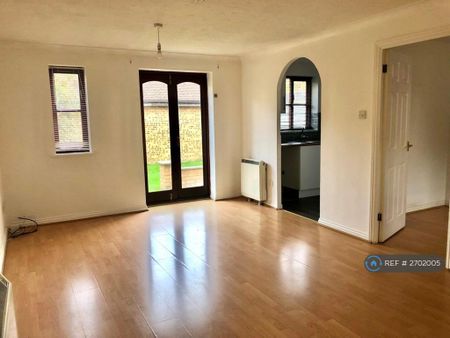 2 bedroom terraced house to rent - Photo 4