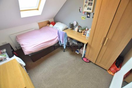 5 bedroom flat to rent - Photo 4