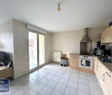 Location Appartement 3 pièces 48m² BOURG EN BRESSE 01000 - Photo 3