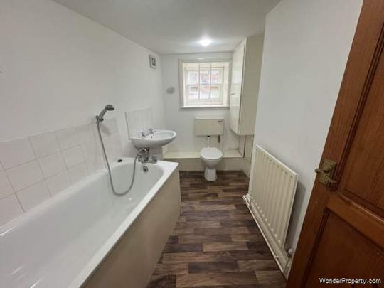 1 bedroom property to rent in Rochester - Photo 1