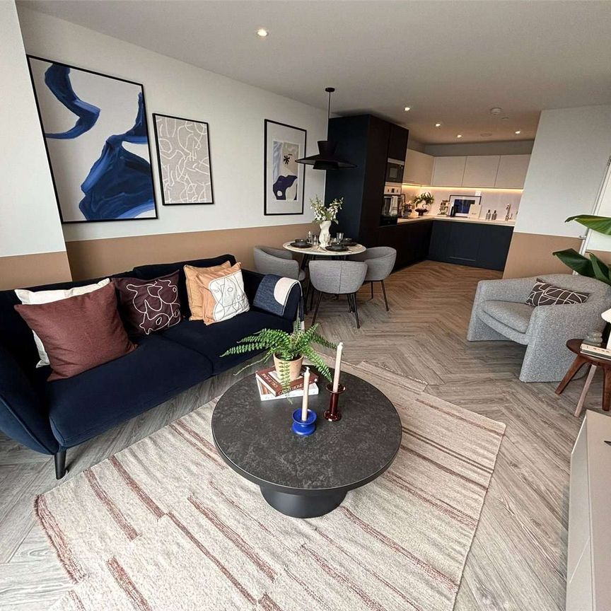Exceptional Fully Furnished One Bedroom Apartment with unrivalled facilities in the Exclusive Cortland Development, Colliers Yard. - Photo 1
