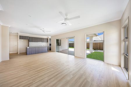 Sensational Family Home on a Large 876m2 Corner Block - Photo 5