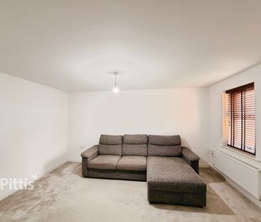 3 bedroom semi-detached house to rent - Photo 2