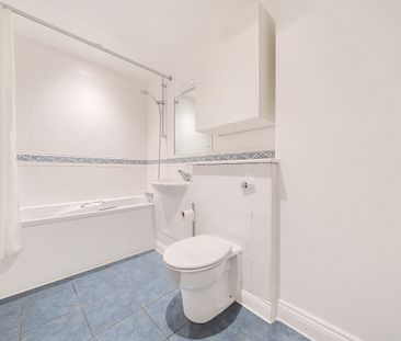 3 bedroom apartment to rent - Photo 3