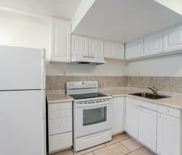 For Lease - 171 Clonmore Drive, Toronto, Ontario - Photo 3