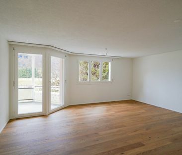 Frisch sanierte 4.5-Zimmer-Wohnung in Stansstad - Photo 2