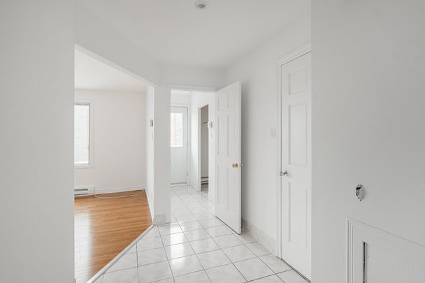 9124 Rue Airlie - Photo 1