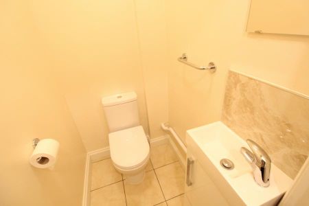 6 bedroom house to rent Malvern Road, Luton, Bedfordshire, LU1 - Photo 5