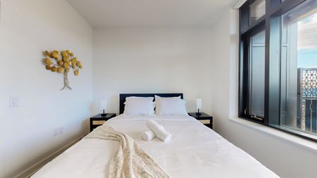 For Lease - 2495 Eglinton Avenue Unit# 205, Mississauga, Ontario - Photo 4