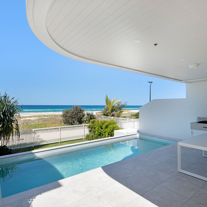 Unit 3/347 Golden Four Drive - Photo 1