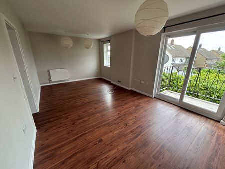 Avon Road, Upminster, RM14 - Photo 3