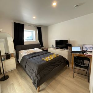 2850 Av. Georges V, Montréal-Est, QC H1L - Photo 2