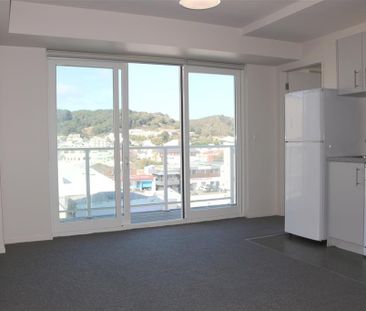One Bedroom Apartment - Power Included in rent - Photo 2