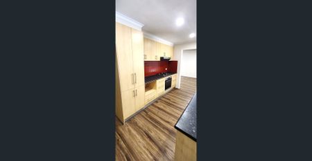 Warm Family Home in the West - Photo 4