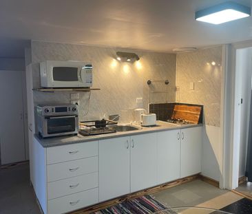 Fully Furnished Studio - Rural views - Photo 6