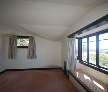 character home for you！ - Photo 1