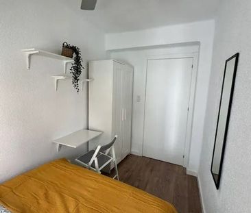 Carrer del Cardenal Benlloch, Valencia, Valencian Community 46920 - Photo 3