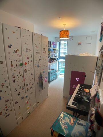 2 Bed Flat, Jubilee Heights, SE10 - Photo 2