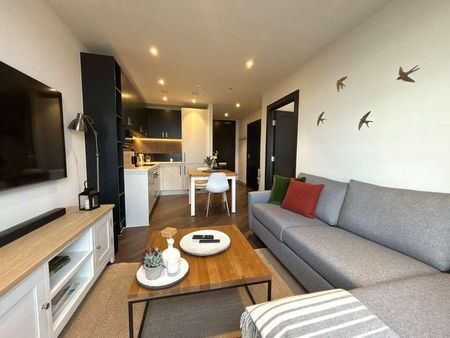 Lily House, Eden Grove, Staines-upon-thames, Surrey, TW18 - Photo 2