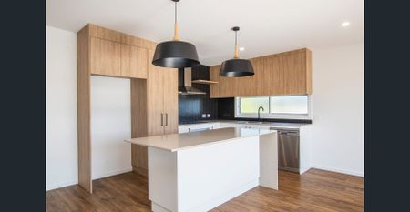 Modern Coastal Living in the Heart of Lennox Head - Photo 2